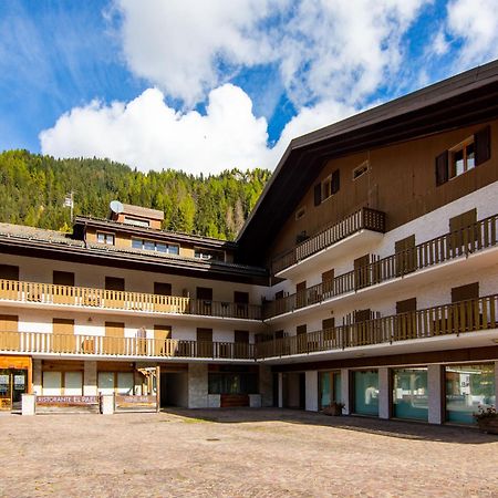 Appartamento Locazione Turistica Al Parco-4 Canazei Esterno foto